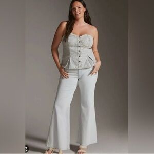 Pilcro Anthropologie High Rise Wide Flare Light Bleach Wash Jean Trendy Size 30